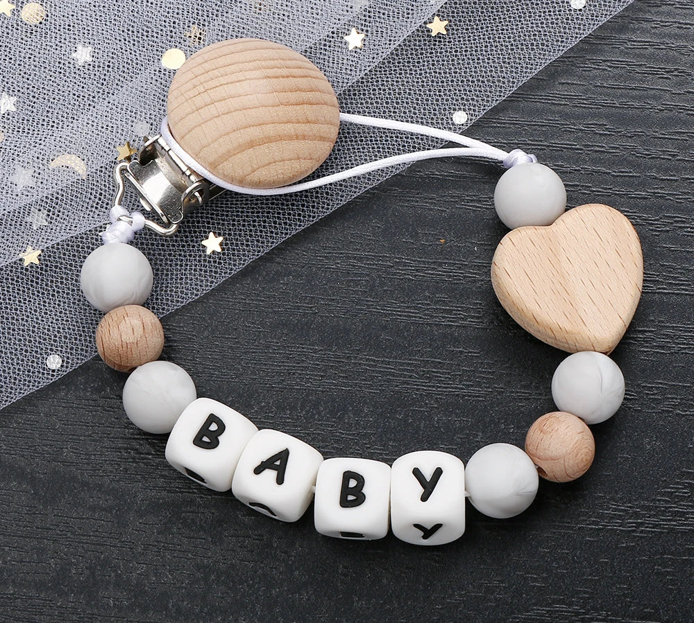 Fashion Personalized Name Baby Pacifier Clips Wooden Dummy Nipple Holder Clip Chain Silicone Letter Beads Newborn Teething Toys