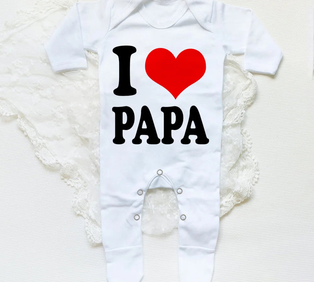 I Love Papa Mama Baby Babygrow Sleepsuit Baby Coming Home Outfit Newbron Shower Gift Boy Girl Cute Sleepsuit Infant White Romper