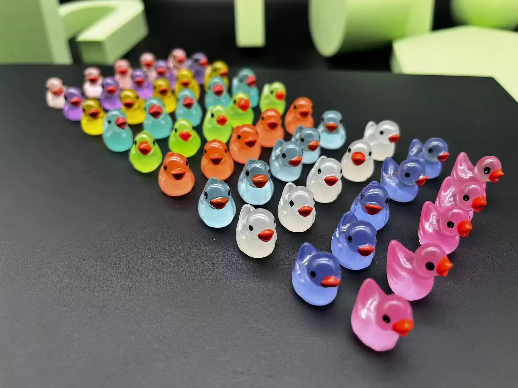 50PCS Luminous Mini Ducks Moss Microlandscape Miniature Duck Figurines Fairy Garden Accessories Home Decor Glow in The Dark